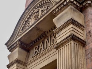 Dealer Finance vs Bank Finance